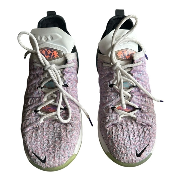 Nike‎ LeBron XVIII 18 Low Basketball Athletic Purple Black Sneakers, Size 4.5 - Picture 1 of 4